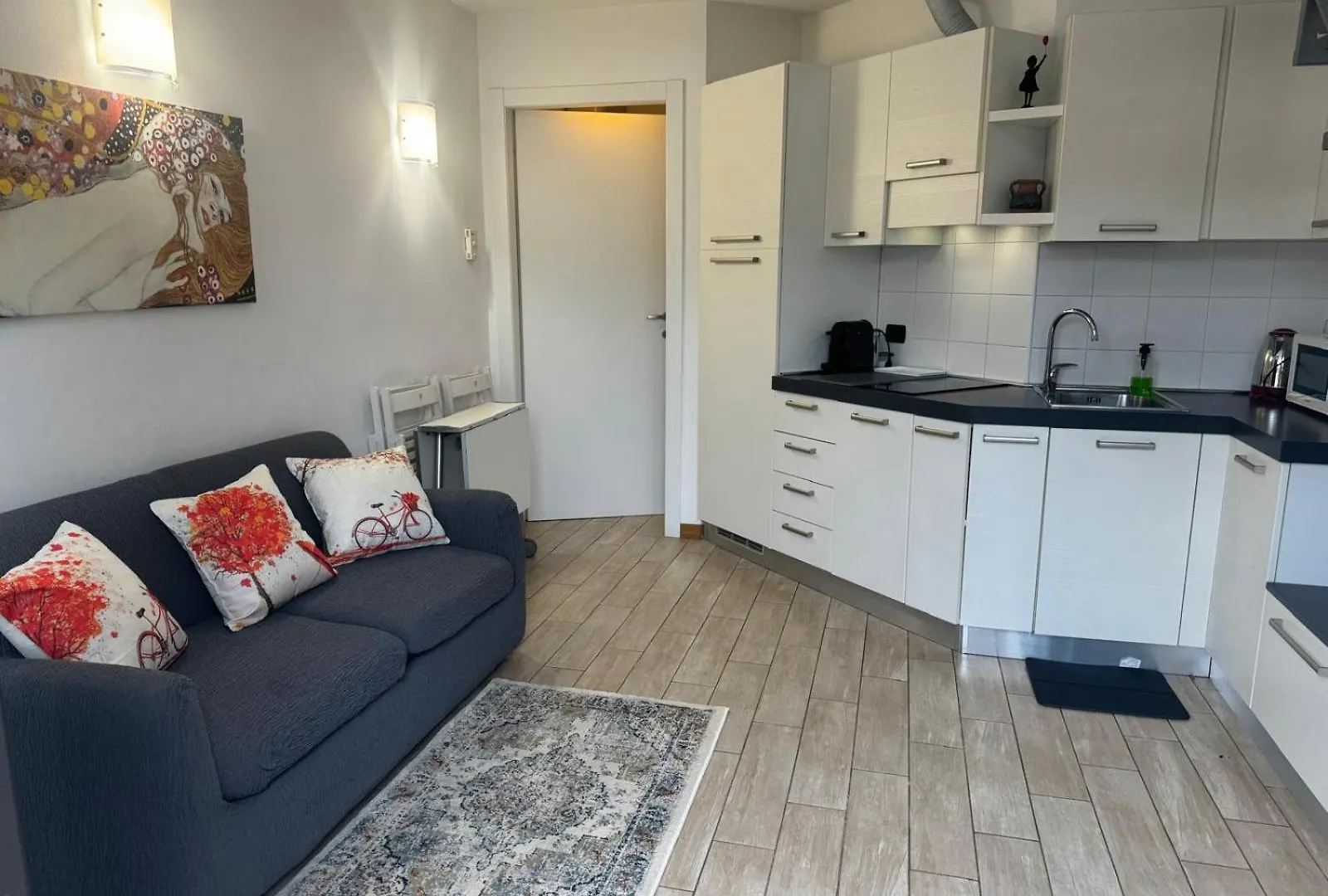Romana Loft Milánó 0*,  Olaszország